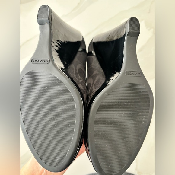 Coach - Kerry Ann Shoes - Picture 3 of 7